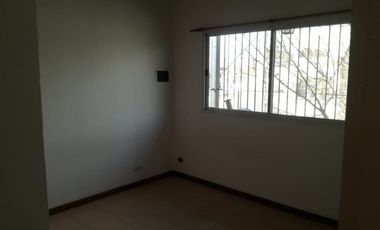 PH en Venta Ramos Mejia / La Matanza (A108 6241)