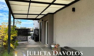 Casa en Venta 6 ambientes Barrio El Canton Norte a la laguna