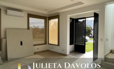 Casa en Venta 6 ambientes Barrio El Canton Norte a la laguna