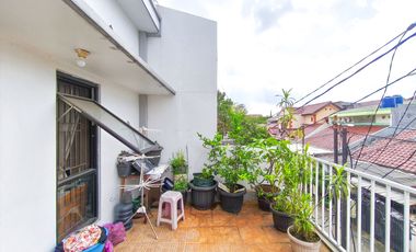 Rumah 2 Lt Siap Huni 15 Mnt ke Matahari Daan Mogot Siap KPR J-40620