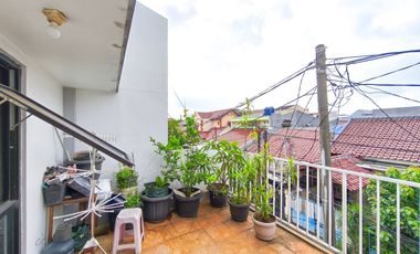 Rumah 2 Lt Siap Huni 15 Mnt ke Matahari Daan Mogot Siap KPR J-40620