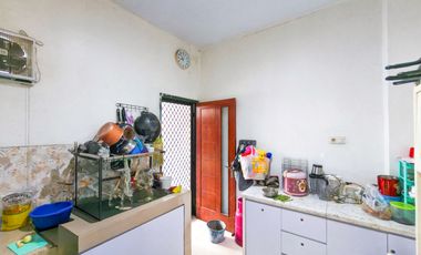 Rumah 2 Lt Siap Huni 15 Mnt ke Matahari Daan Mogot Siap KPR J-40620