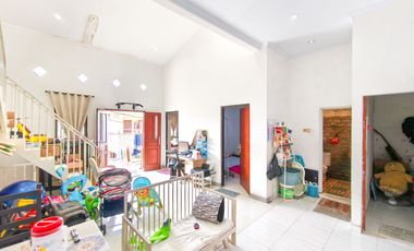 Rumah 2 Lt Siap Huni 15 Mnt ke Matahari Daan Mogot Siap KPR J-40620