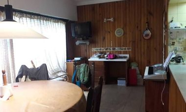 CHALET 4 AMBIENTES EN PINOS DE ANCHORENA