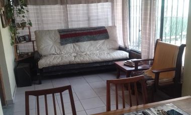 Casa en venta - 2 Dormitorios 1 Baño - Cochera - 401Mts2 - 12 De Octubre, Berazategui