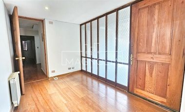 Casa en arriendo de 4 dorm. en Vitacura - Luis Pasteur