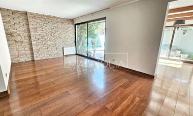 Casa en arriendo de 4 dorm. en Vitacura - Luis Pasteur