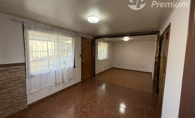 Casa esquina 2D con potencial comercial | Villarrica