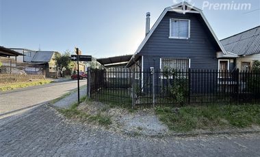 Casa esquina 2D con potencial comercial | Villarrica