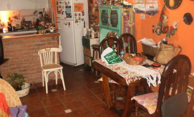 Vende:Casa