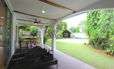 Four Bedroom House with Pool For Rent