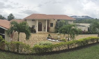 VENTA de CASAS en ANAPOIMA