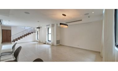 Casa Con Lote Extra!! en PH NATIVA, Panamá Pacífico