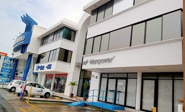 RENTA DE OFICINAS EN BOULEVARD RUIZ CORTINEZ BOCA DEL RIO,VER.