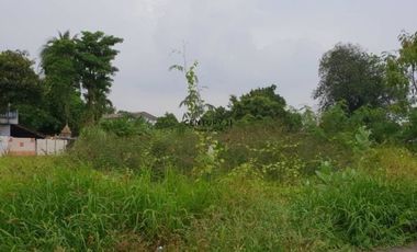 Land for sale!! Land on the main road is hard to find, Rare on Nakon-in road. /41-LA-62030