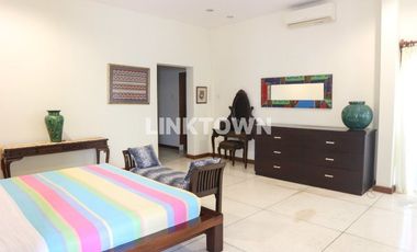 Dijual Tanah bonus Villa di Canggu Bali
