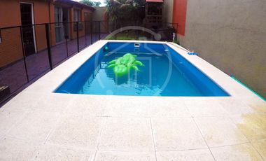 Excelente Casa de 4 Ambientes con Pileta - Chilavert - Venta Inmediata