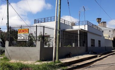 Casa en venta en Isidro Casanova, La Matanza