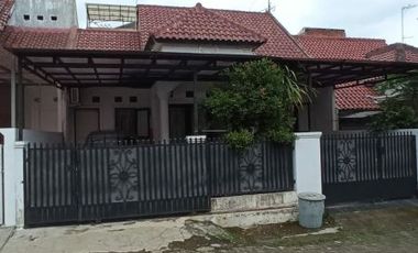 1KM Golf Pondok Cabe Rumah Readystock di Pamulang Tangerang Selatan