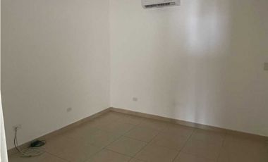 APARTAMENTO EN AVENIDA BALBOA PH WHITE  2REC 2B SEMIAMOBLADO 119M2