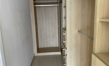 APARTAMENTO EN AVENIDA BALBOA PH WHITE  2REC 2B SEMIAMOBLADO 119M2