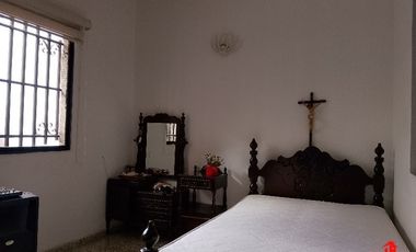 casa en arriendo en calasanz. Cod A6667