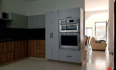 casa en arriendo en calasanz. Cod A6667