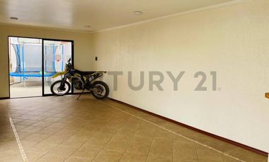 Se vende hermosa y amplia casa en exclusivo sector Jardines del Sur, Antofagasta