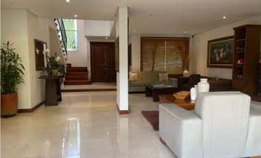 Hermosa casa en el sector de el Poblado