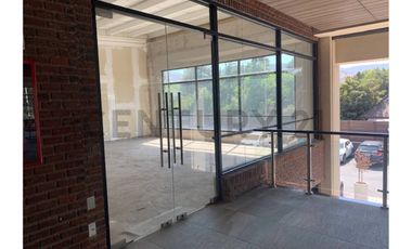 Arriendo local comercial en Lo Barnechea