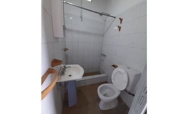 CASA EN PH EN ALQUILER A 250 METROS ACCESO OESTE. (UDAONDO)