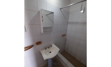 CASA EN PH EN ALQUILER A 250 METROS ACCESO OESTE. (UDAONDO)