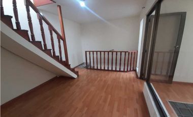 Se vende CASA de 3 pisos en Linares, Manizales