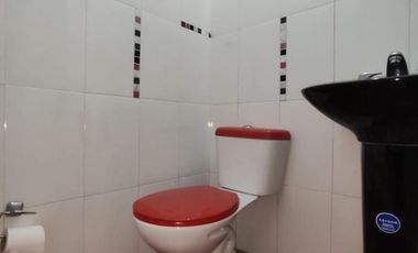 casa en venta en niza. Cod V27135