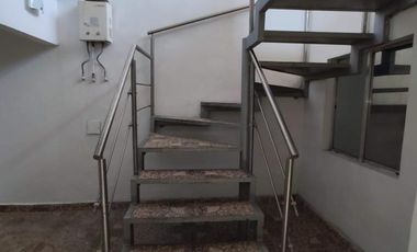 casa en venta en niza. Cod V27135
