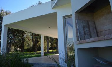 Casa en venta en Las Praderas de Lujan