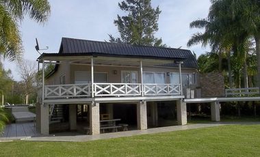 Casa venta Delta Tigre
