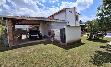 COD. 5967 - SE ARRIENDA CASA - BARRIO: HACIENDA BELGICA