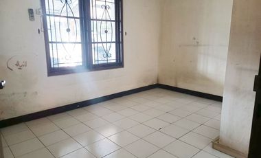 Di Sewakan Rumah 3 Kamar Dekat Tol di Taman Kopo Indah 3 Bandung