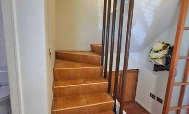 Casa, solida, 4 dormitorios 3 baños, mansarda, patio, estac.