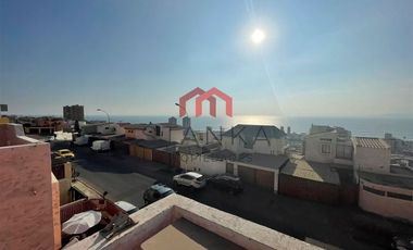 Casa en Venta en Avenida Andrés Sabela