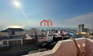 Casa en Venta en Avenida Andrés Sabela