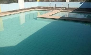 2BR Condominium w/ 2nd Floor at Las pinas "MADISON MANOR"