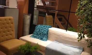 2BR Condominium w/ 2nd Floor at Las pinas "MADISON MANOR"