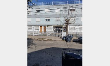 Departamento en Venta Moron / Moron (B012 164)