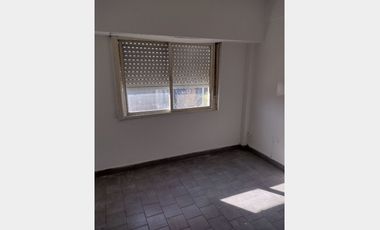 Departamento en Venta Moron / Moron (B012 164)