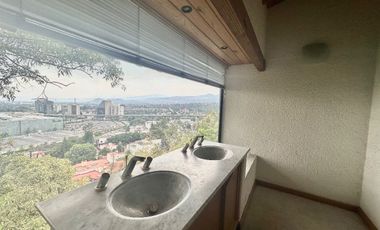 Casa en venta en el Pedregal en calle cerrada con vigilancia