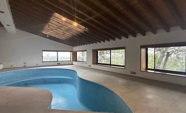 Casa en venta en el Pedregal en calle cerrada con vigilancia