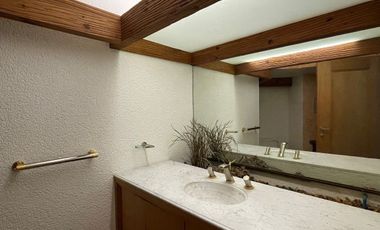 Casa en venta en el Pedregal en calle cerrada con vigilancia