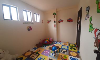 VENTA DE AMPLIA CASA EN CIUDAD CELESTE - MODELO GIRASOL